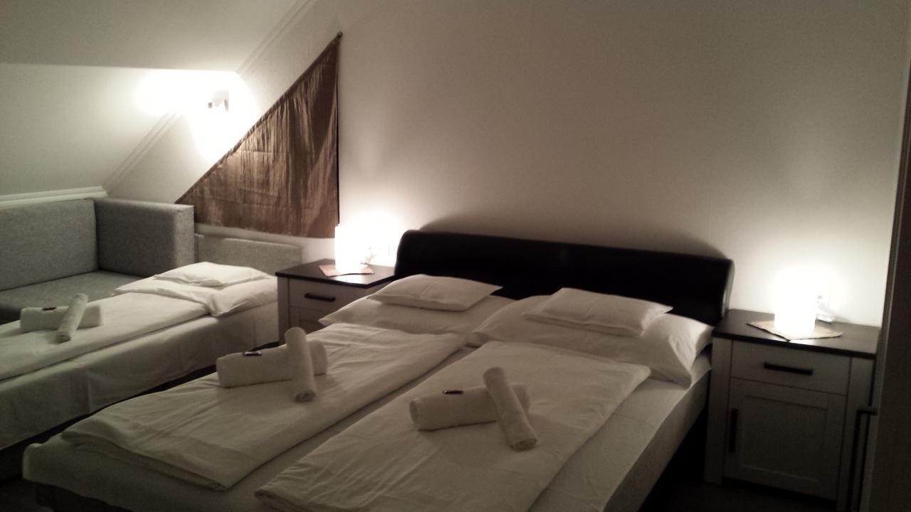 Szabo Vendeghaz Hotel Villany Bagian luar foto